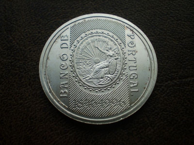 Срібло 500 ескудо (150 років банку Португалії) 1996-го року